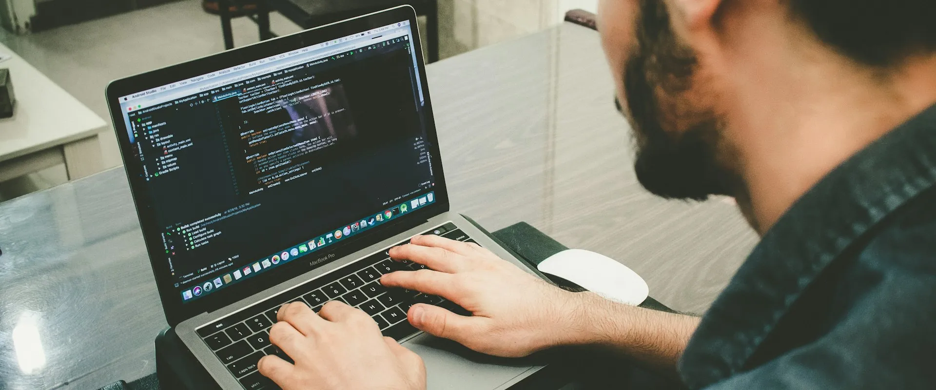 The Power of Day Pass Coworking Spaces for Travelling Professionals